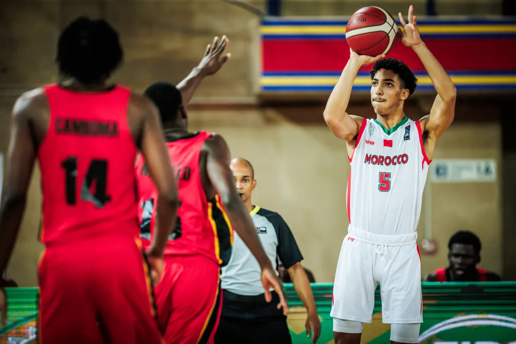 Le Maroc vient de neutraliser l'Angola pour se frayer une place en demi-finales de l'AfroBasket 2024, ce jeudi 12 septembre 2024, à prétoria en Afrique du Sud.