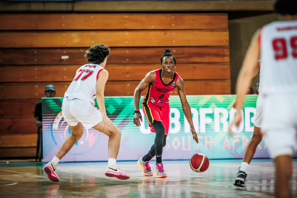 Le Maroc vient de neutraliser l'Angola pour se frayer une place en demi-finales de l'AfroBasket 2024, ce jeudi 12 septembre 2024, à prétoria en Afrique du Sud.