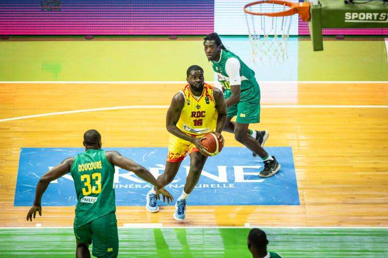 Dans un combat sans relâche, la RDC s’est imposée face aux hommes d’Alhadji Dicko, qui les avaient pourtant dominés en première période, ce vendredi 22 novembre 2024, lors des qualifications pour l’AfroBasket 2025. Score final : 72-64 en faveur de la RDC.